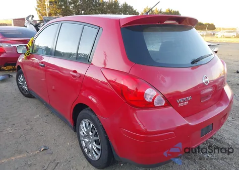 2008 Nissan Versa 1.8S z USA, uszkodzony, nr VIN 3N1BC13E38L360619